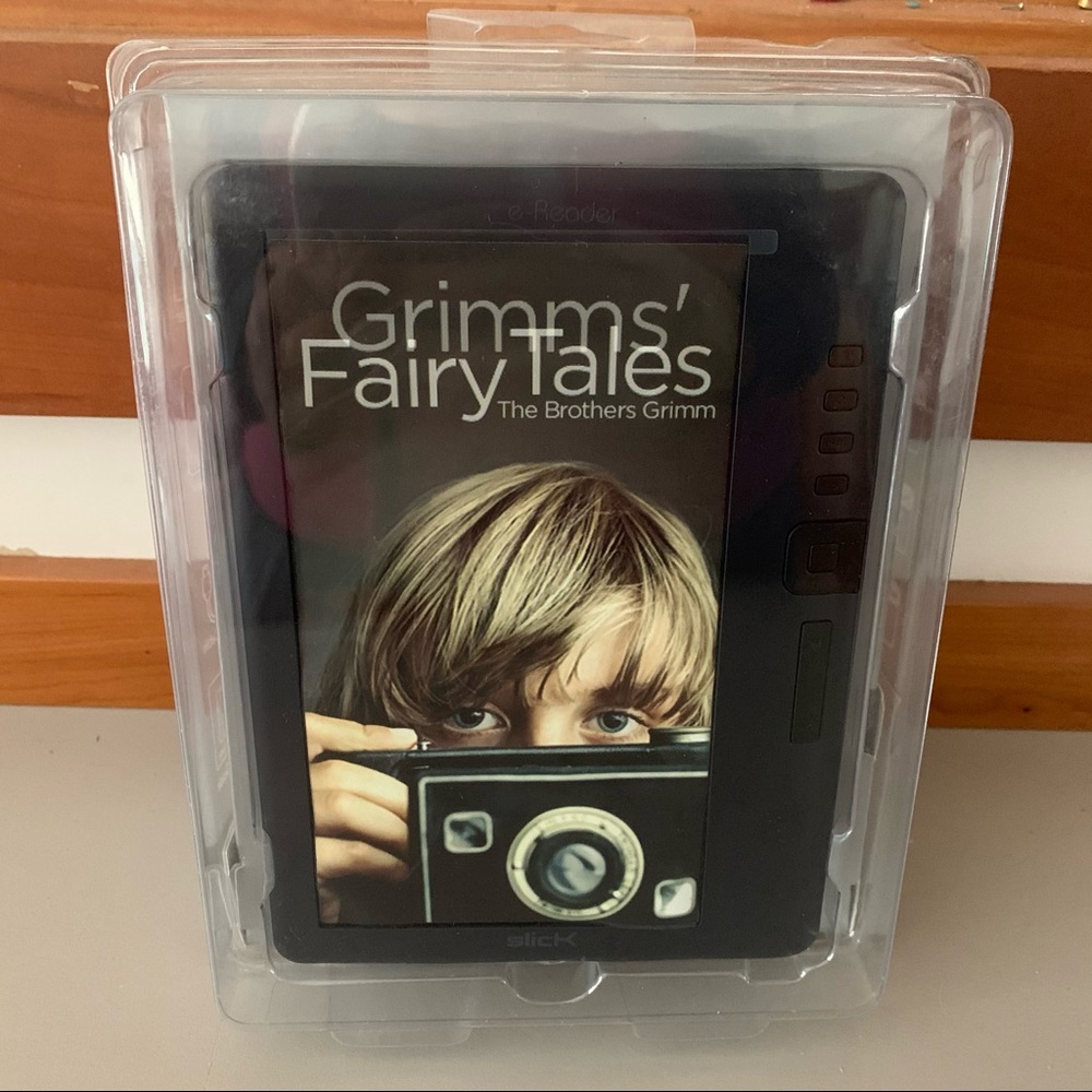 NIP Slick e-book reader